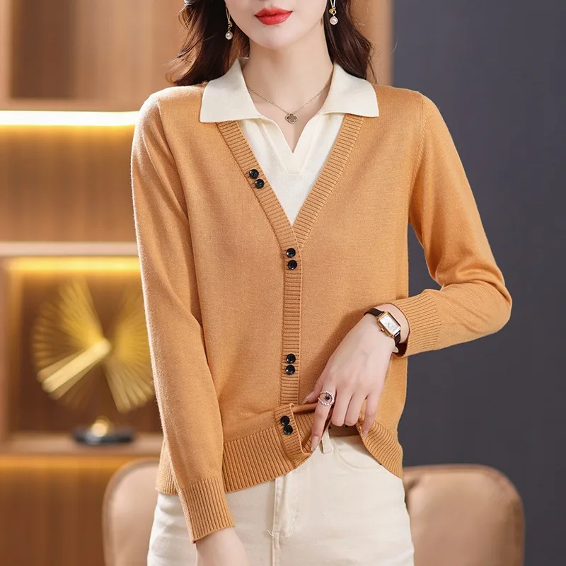 

Korean Style Fake Double Piece Outerwear Slimming Effect Fall Winter Sweater Woman Crewneck Contrasting Colors Knitted Sweater