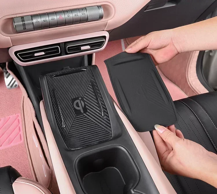 

Car Central Console Silicone Wireless Charger Pad Anti-slip Phone Charging Mat Accessiories for BYD SEAGULL Dolphin MINI 23-24