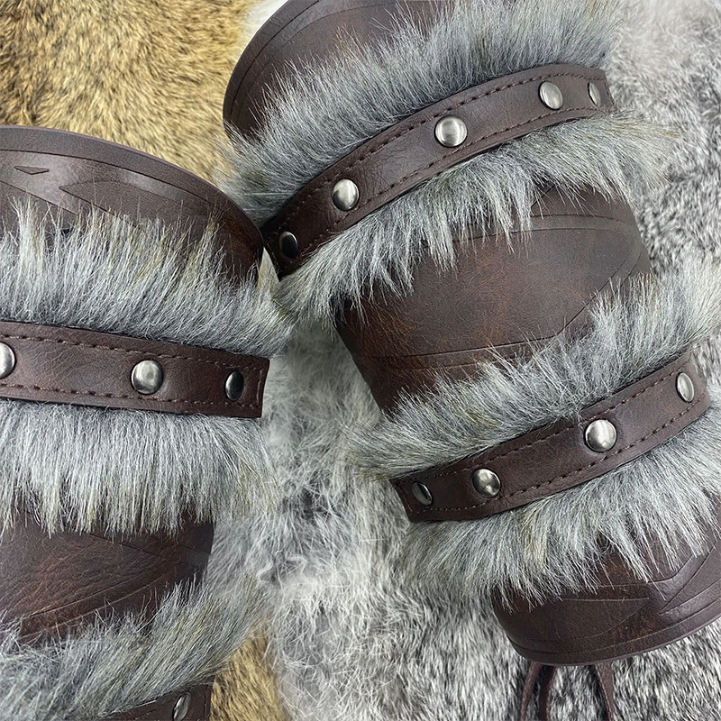 

1/2 Pcs Medieval Viking Knight Wristband Faux Fur PU Leather Bracers Pirate Gauntlet Wrist Guards Gothic Larp Cosplay Costume