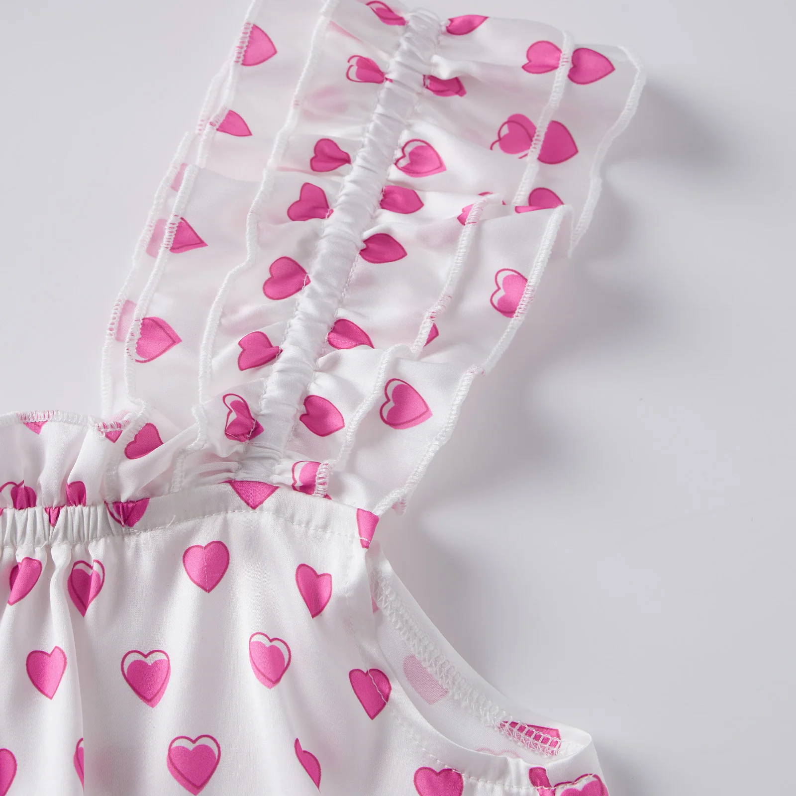 Canotte babydoll con maniche volanti e pantaloncini con volant da donna, set casual da 2 pezzi con cuore estivo