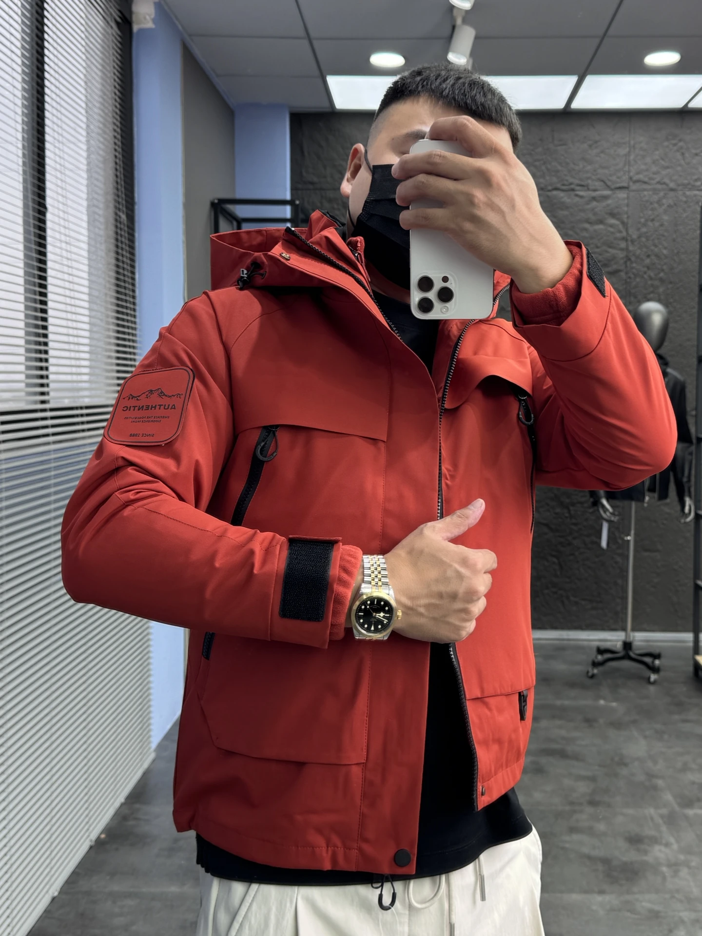 

ex Thiened Fce Outdoor Soft ell Jaet with Hood Tee-In-One Design Warmth Retention Polyester Fiber Winter Coat