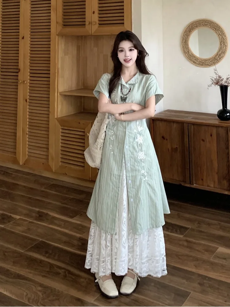 

plus Size Fashionable Embroidered Striped Short Sleeve Shirt And Lace Half Skirt Set Summer New Design Layering Commute Korea...