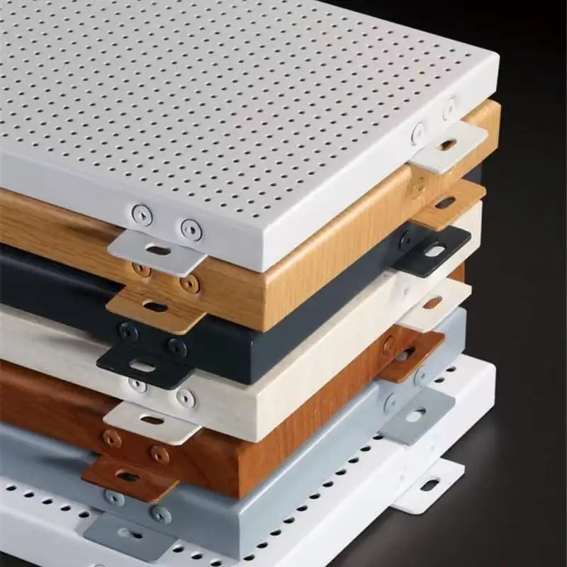 Maatwerk Moderne decoratieve gordijnmuurprofielen van geperforeerd aluminium fineer voor exterieur gebruik in hotels en ziekenhuizen