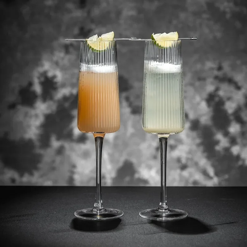 Original high foot champagne glass cup, vertical strip cocktail glasses Cup, simple strip