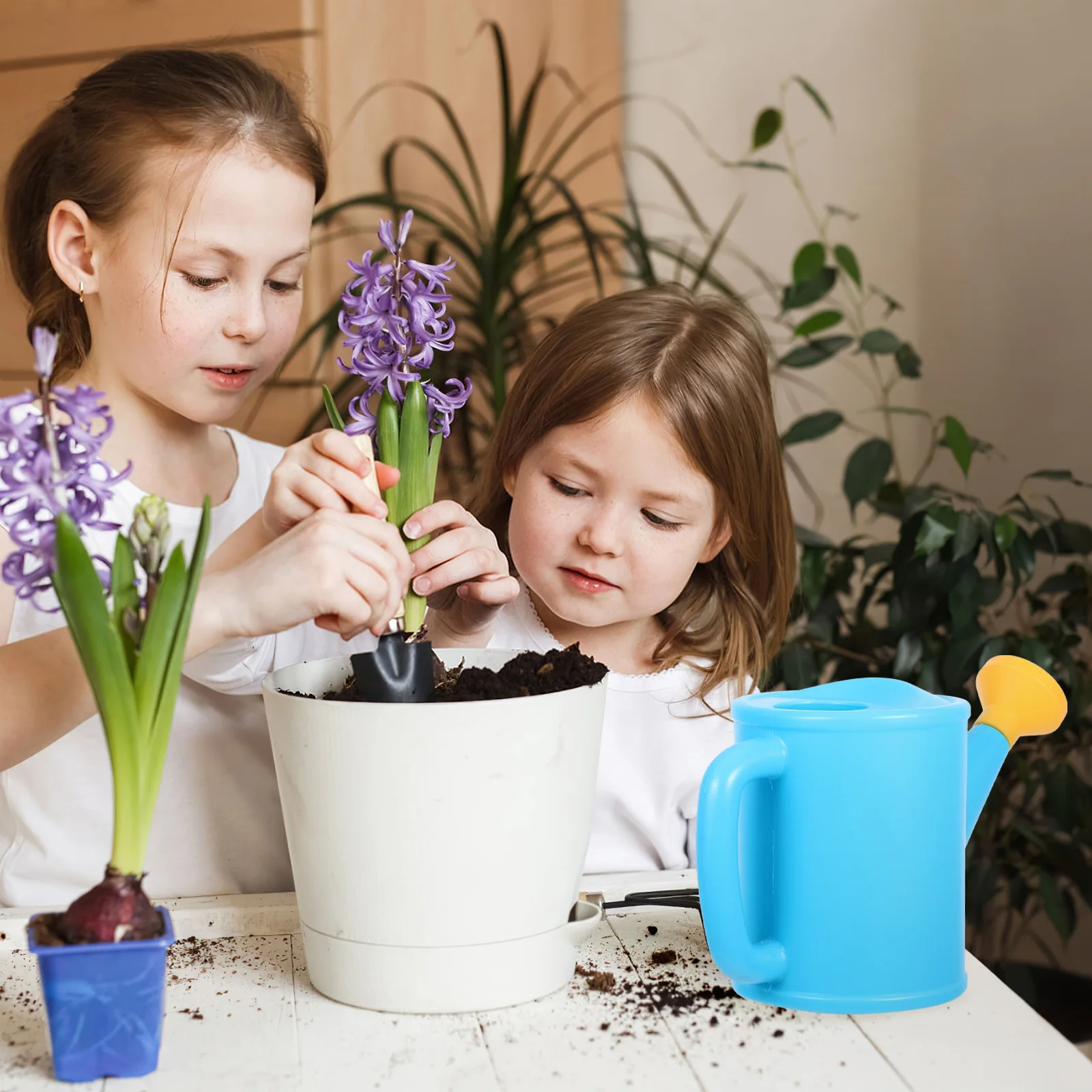 

Kids Watering Can Blue Lightweight Plastic Garden Tool for Children Outdoor Sand Beach Play Spraying Plants Succulents