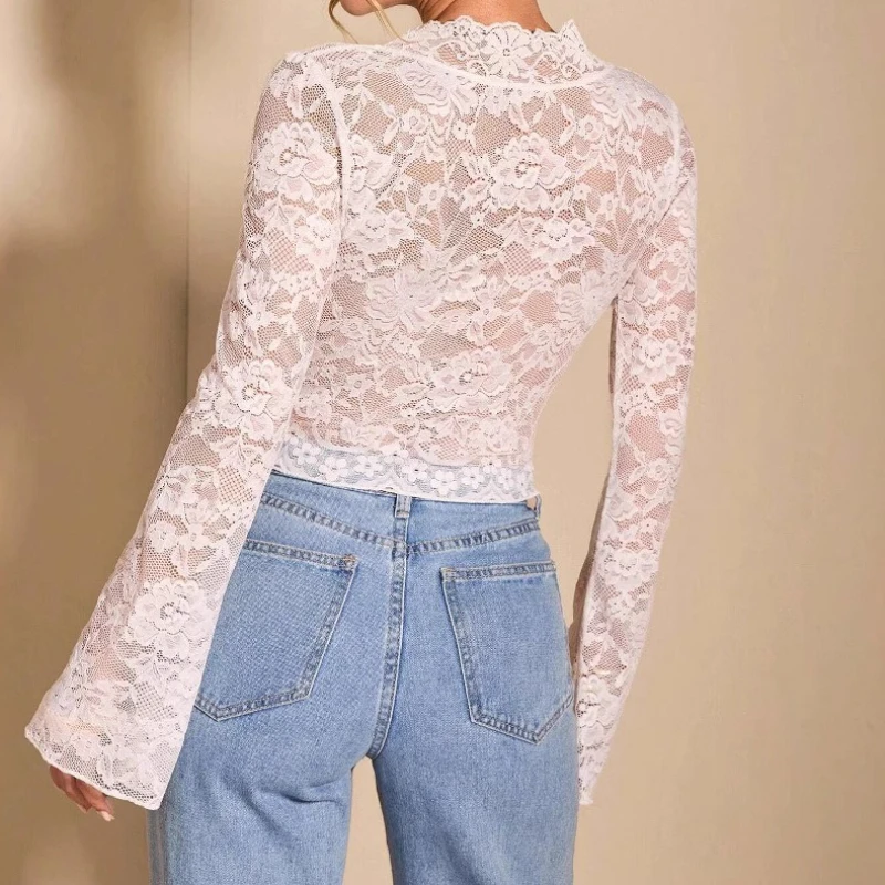 خريف 2025 بلوزة نسائية أنيقة بلون سادة مثيرة من الدانتيل الشفاف ورقبة على شكل حرف V وأكمام طويلة شفافة #4