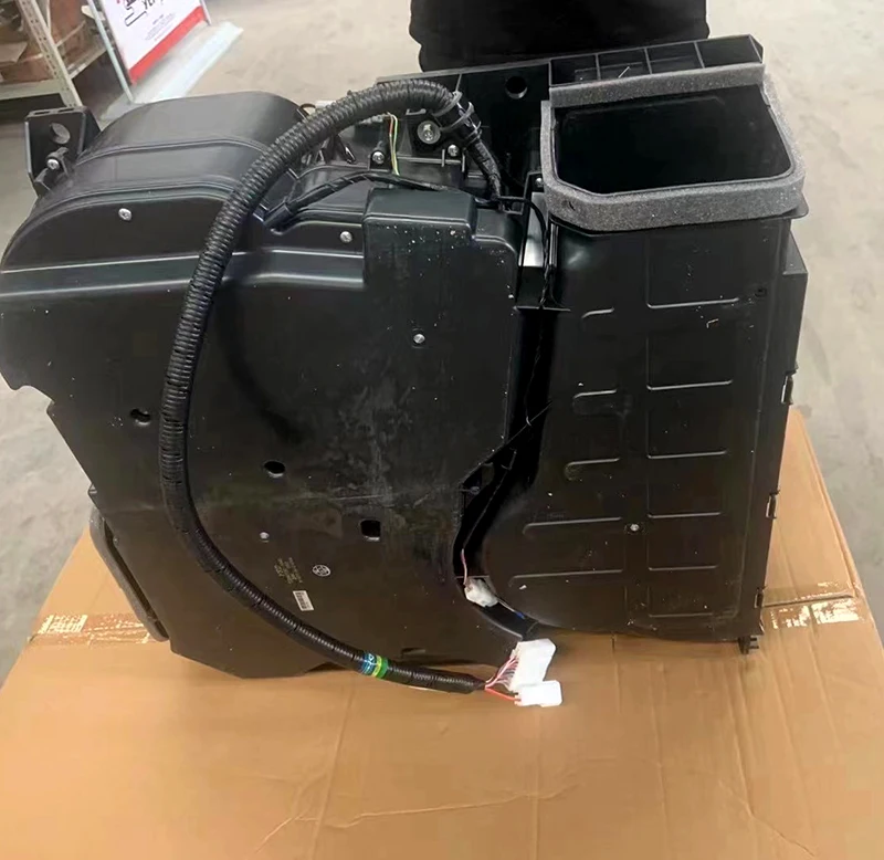 Authentic New Excavator Air Conditioning Inner Machine 60030991 for high performance 65/75/95 and Other Models