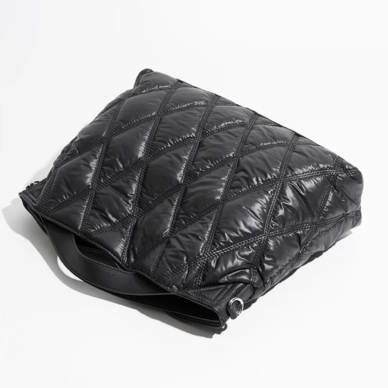 Lingge-Sac fourre-tout matelassé pour femme, sacs à main rembourrés de créateur, sacs à bandoulière en nylon décontracté, sac de grande capacité, mode initiée