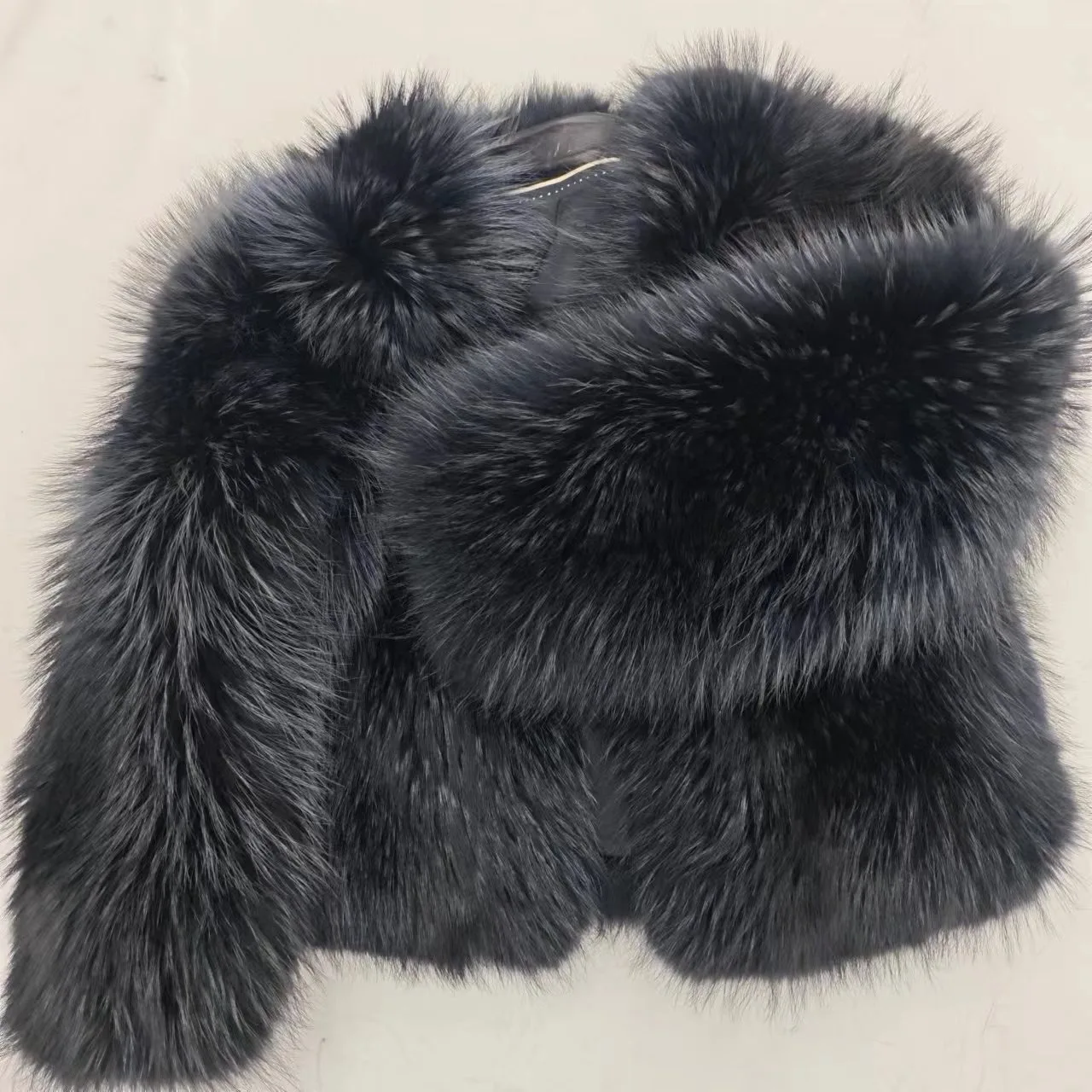 

Women Winter Coats Natural Fox Fur Jacket Ladies Cropped Fur Jacket Outerwear Whole Skin Cropped Jacket