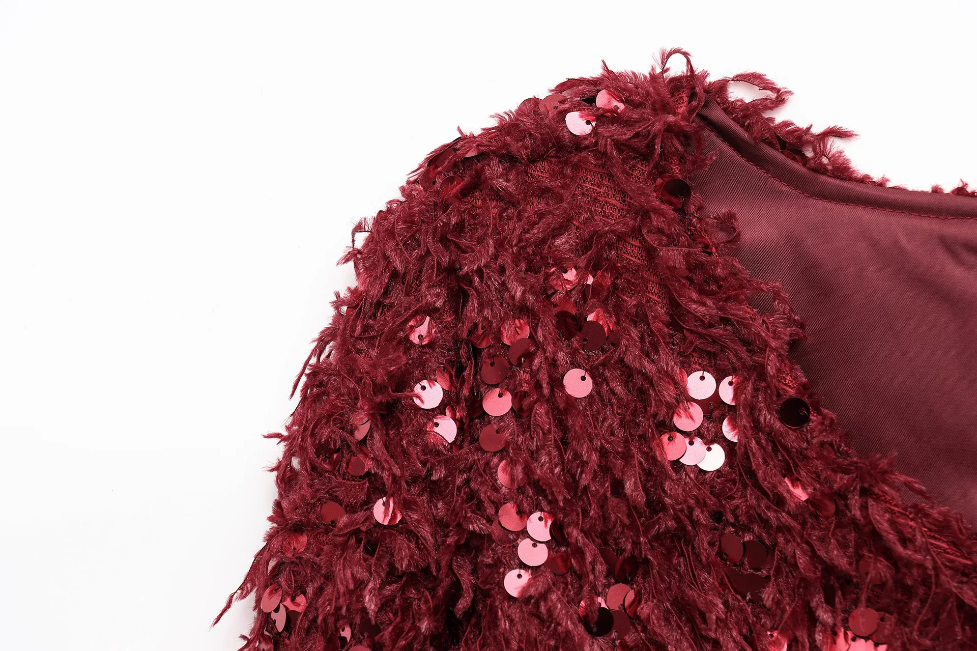 Neue Herbst-Damenbekleidung im europäischen und amerikanischen Stil, V-Ausschnitt, schlanke Atmosphäre, Feder-Pailletten-Pullover, fauler Prominenten-Stil