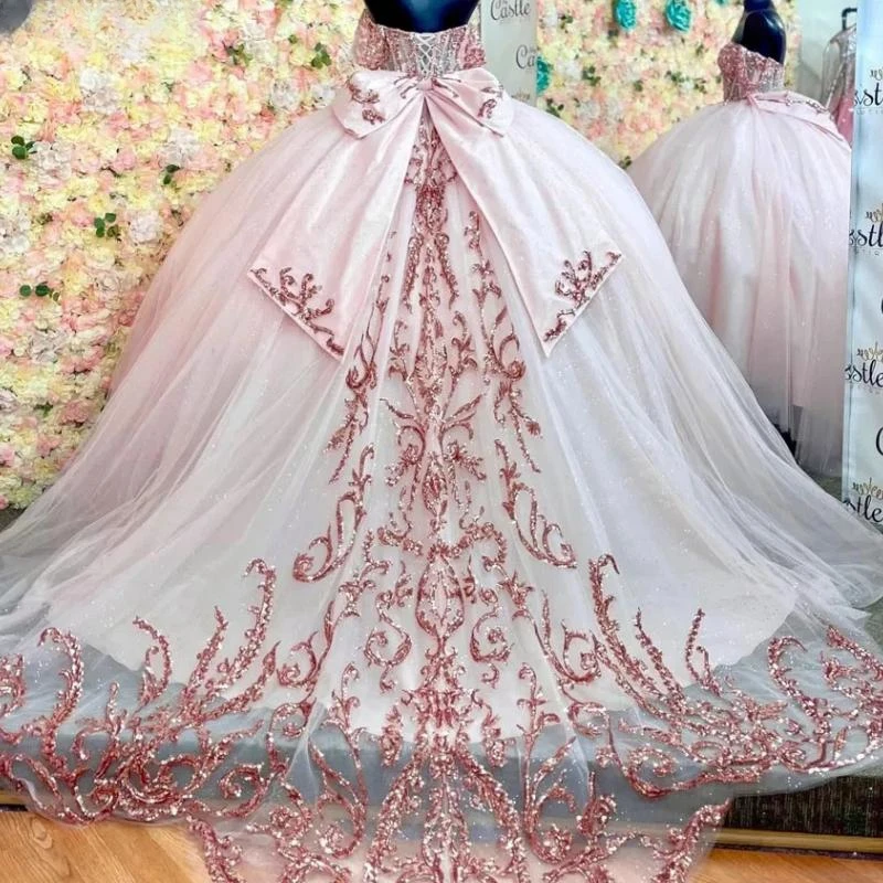 Vestido De baile rosa con lazo y hombros descubiertos, ropa De fiesta con apliques florales De encaje, 15 Años