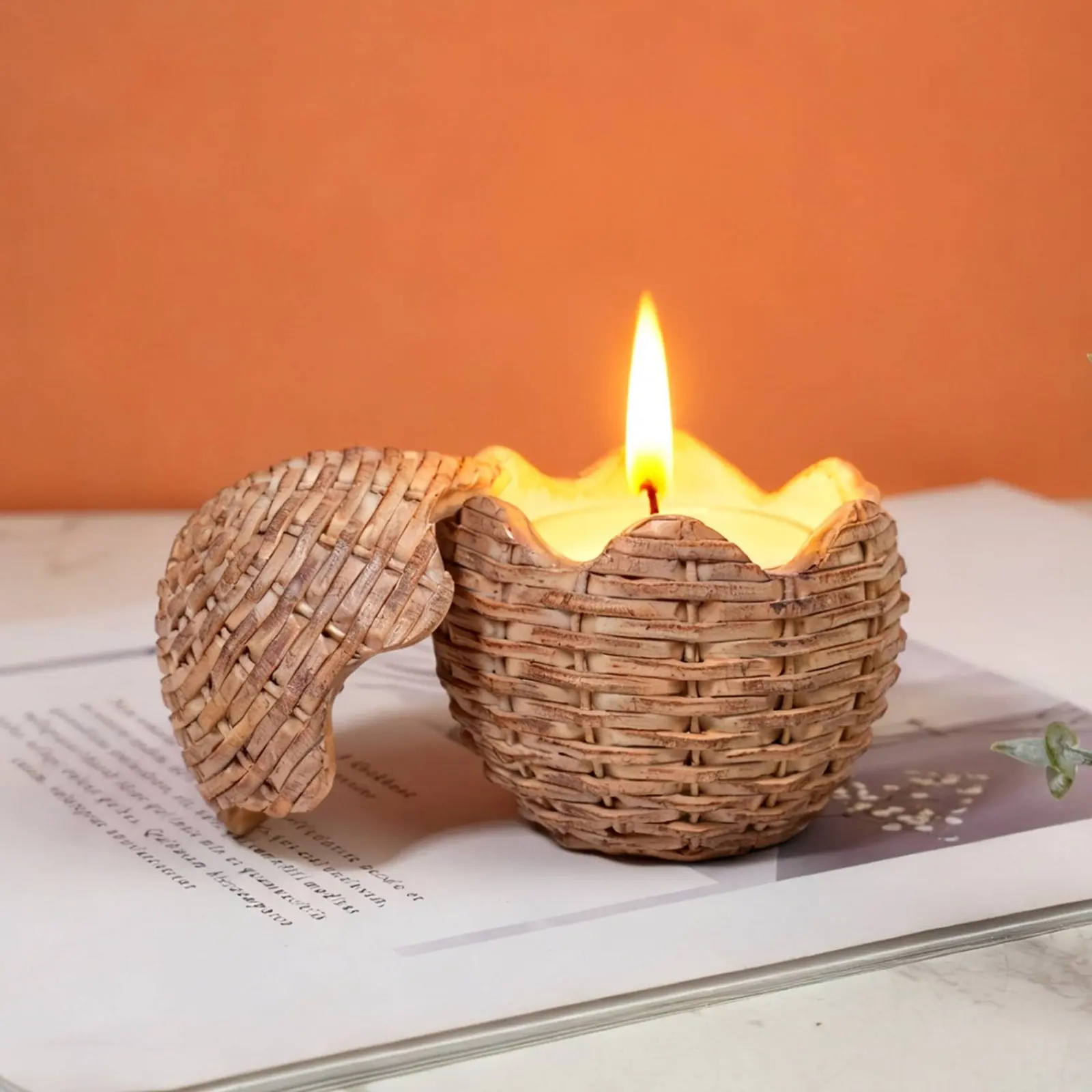 Oval Shaped Candle Holder Hand-Painted Embellishments Cracked Oval Tealight Holder House Decoration for Bedroom