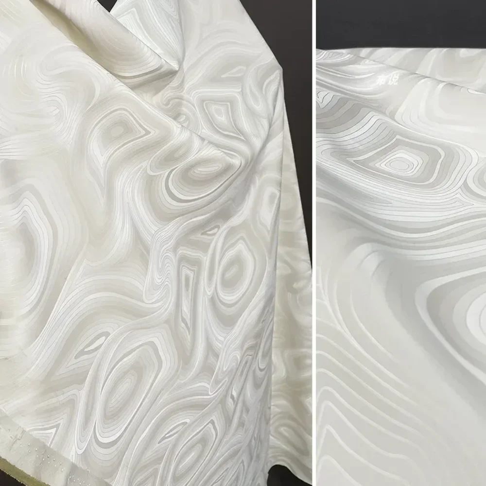 

Leather Fabric Gradient Reflective Waterproof Creative DIY Clothing Design Fabric for Apparel Sewing By Meters Diy Material