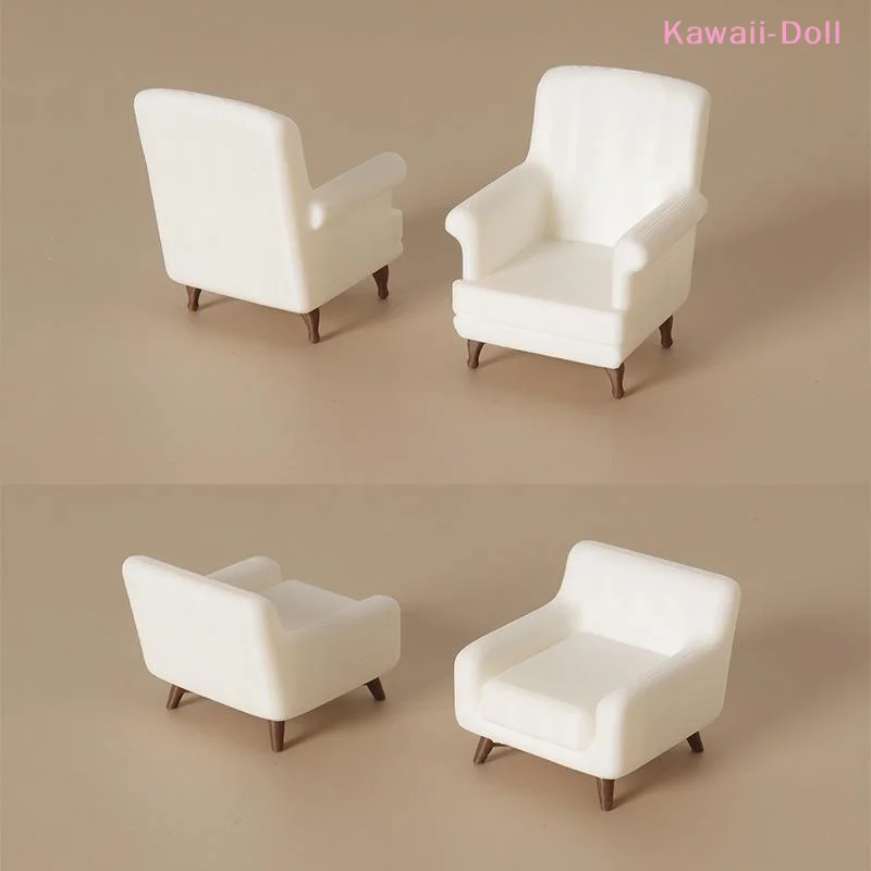 1/12 Simuliertes Mini-Weißes Sofa-Modell Puppenhaus-Möbel Dekoration Puppenhaus-Szenen-Ornament Rollenspiel-Spielzeug