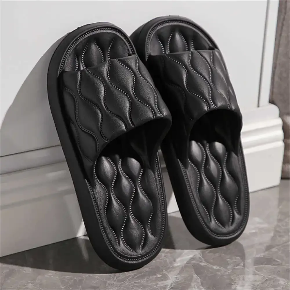 Living Room Soft Children Slippers Youth Shoes Original Men's Hawaiian Sandal Sneakers Sport Fashion High Brand 2024