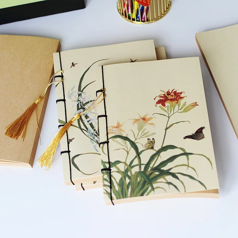 Vintage Chinese Style Thread Bound Kraft Blank Notebook, Palace Museum Inspired Antique Scroll Journal