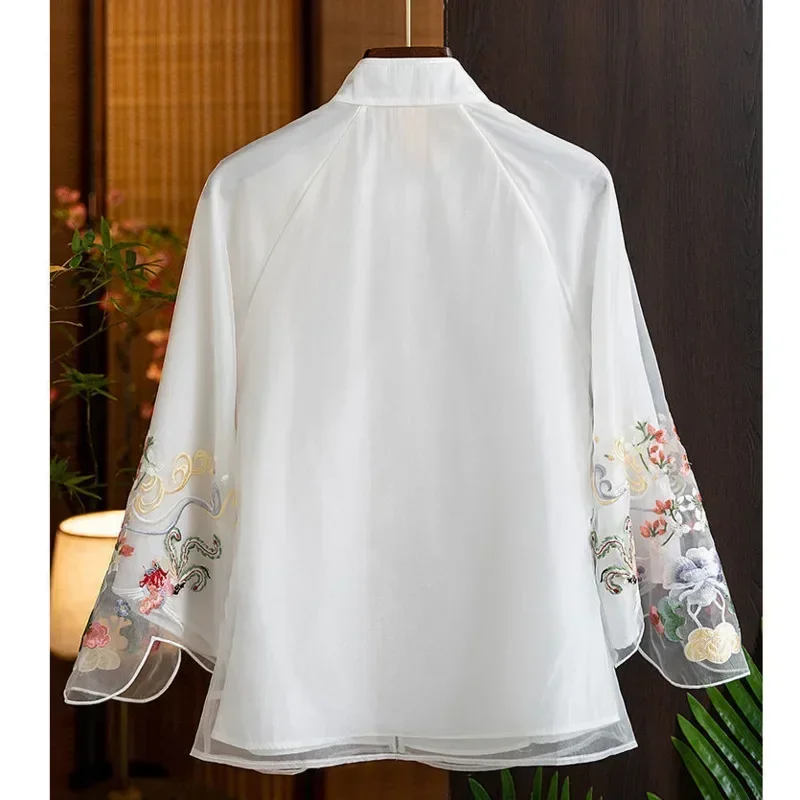 Retro Chinese Style Embroidered White Shirt for Women In Spring Elegant Traditional Tang Decoration Green White Top for Women