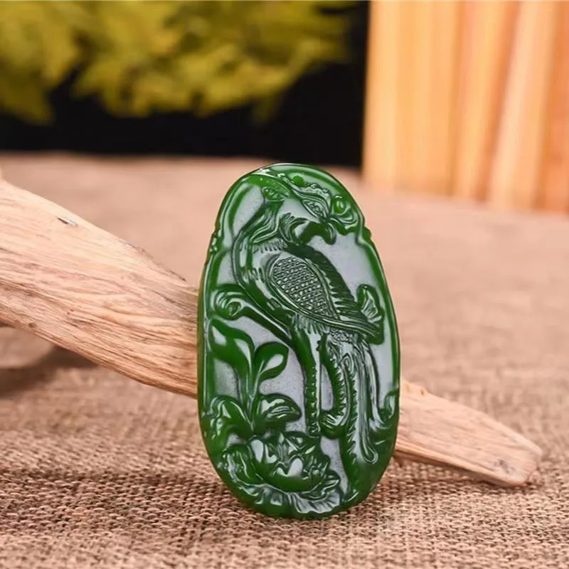 

Natural Spinach Green Phoenix Pendant, Classic Fashion for Both Men and Women