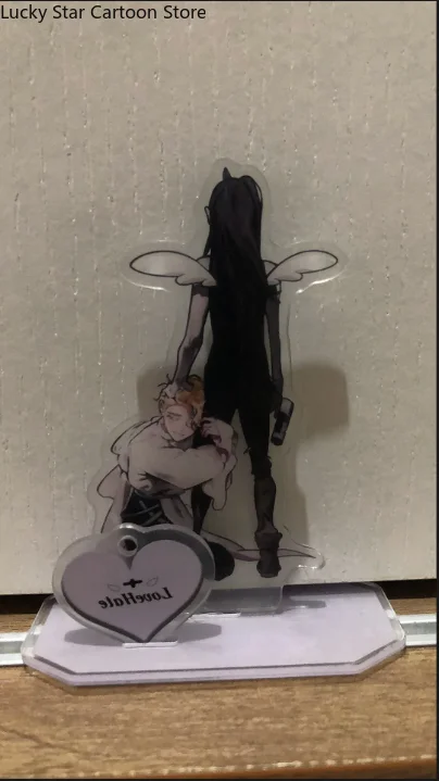 Regali Cosplay March Beast Joint Alien Stage Mizi Sua Periferico Doppio acrilico in piedi Ornamento da scrivania Decorazione Halloween Nuovo