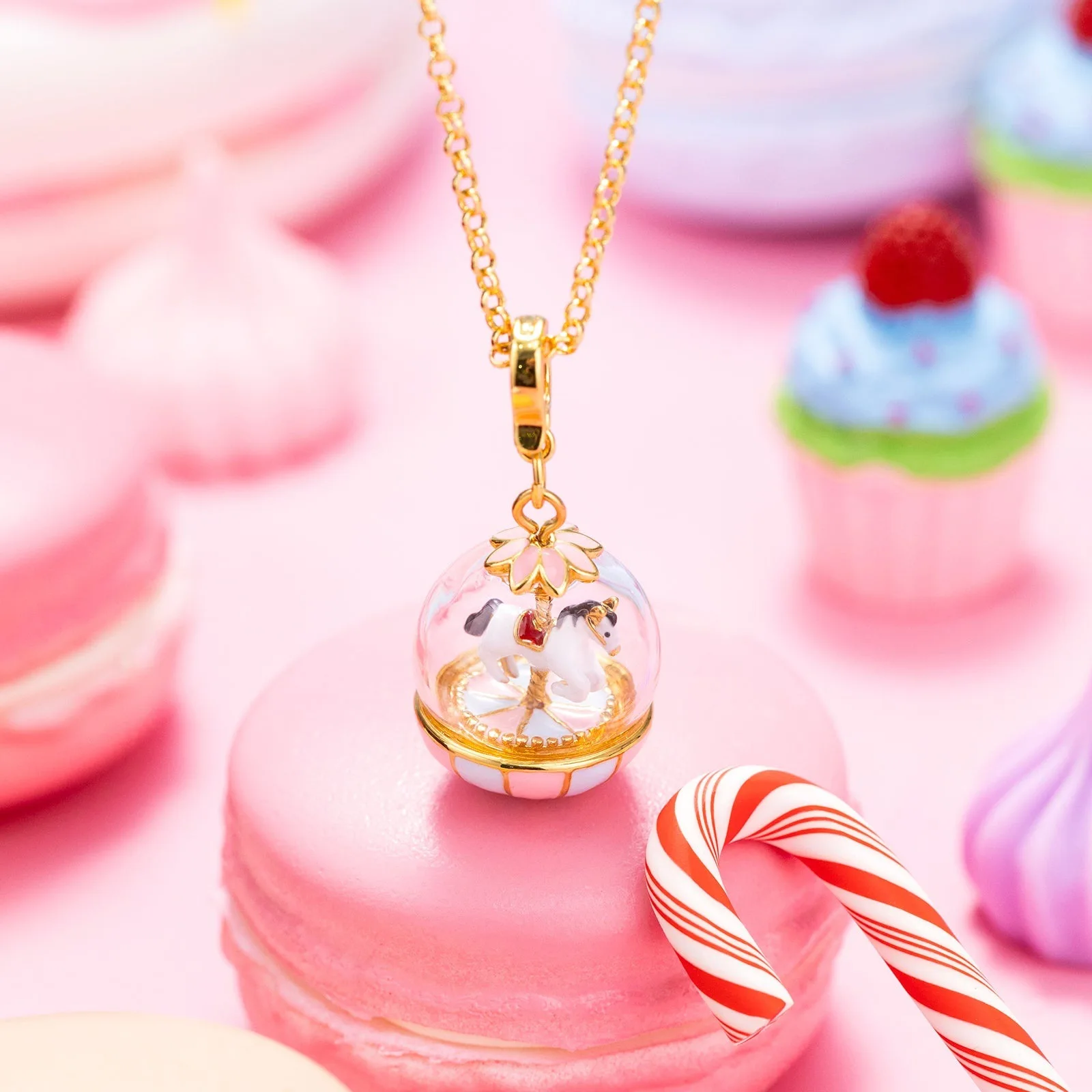 

Cute Rotating Carousel necklaces and pendants Color Drip Oil Shiny Cubic Zirconia Clavicle Chain Necklaces for women jewelry