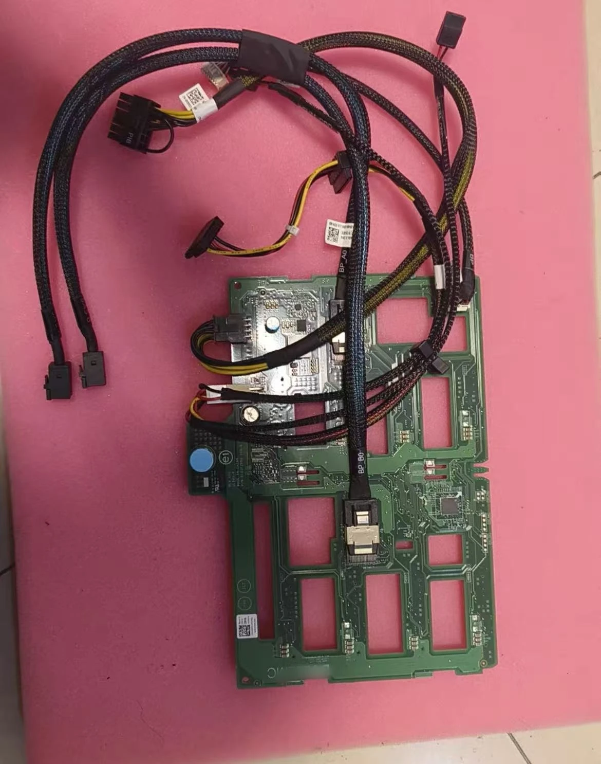 

V0RX3 HWVJ3 FOR DELL T440 T640 Server 3.5-inch 8-bay hard drive backplane with new cable