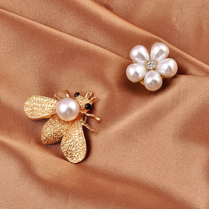 Safe Hijab No Hole Brooch Shirt Scarf Buckle Pines for Women Accessories New Fashion Bee Magnet Pin Pearl Rhinestone Flower