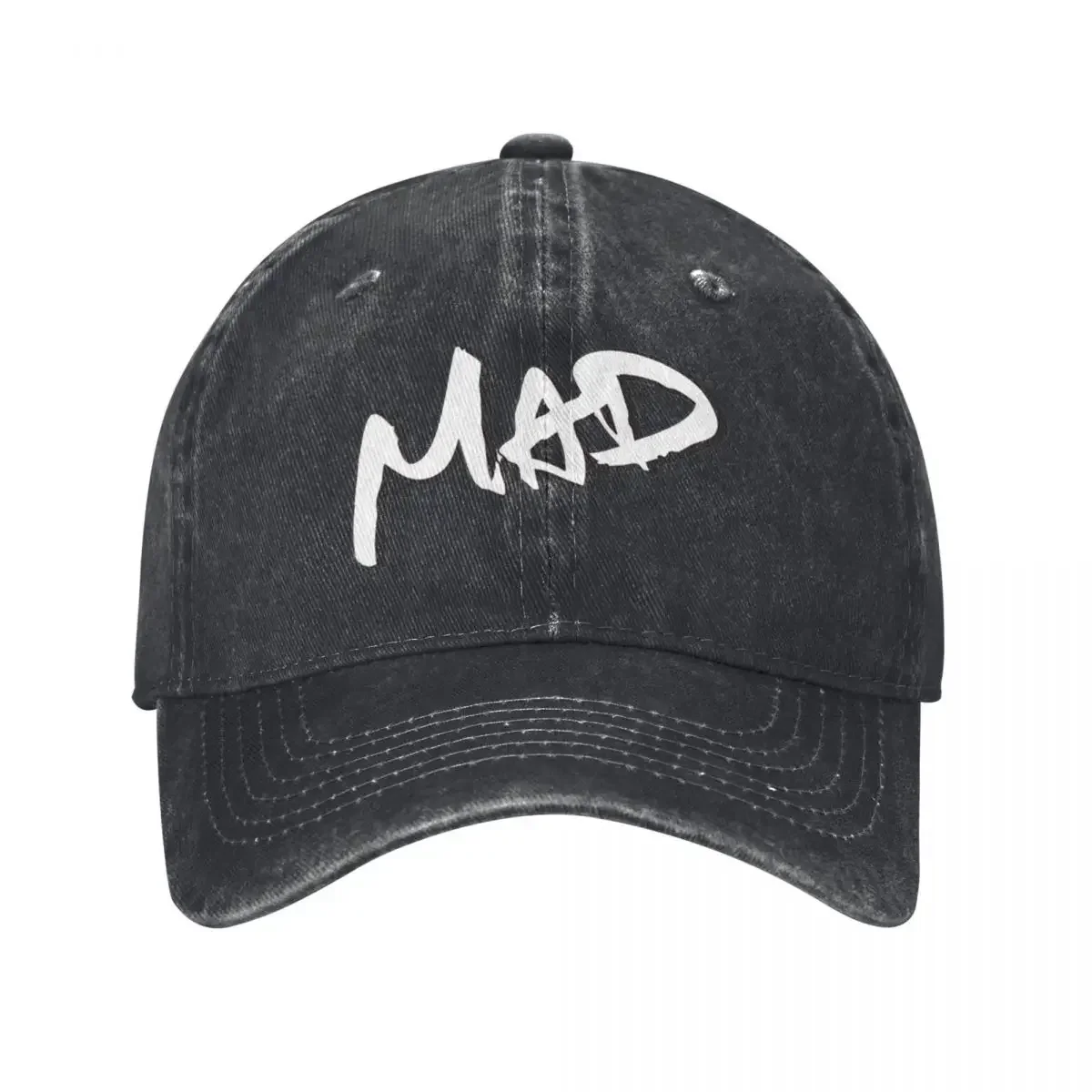

Белая джинсовая бейсболка с принтом MAD и инициалами, в стиле ретро, с эффектом потертости, для женщин, уличный стиль, весенняя кепка с козырьком