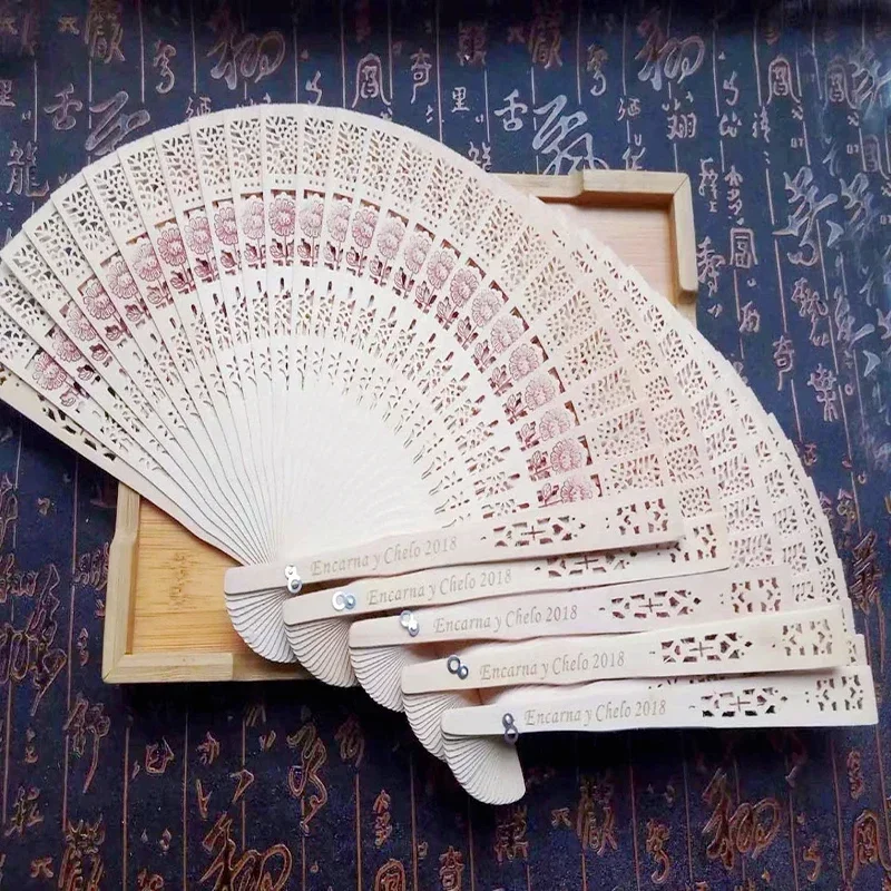 20/50 Pcs Personalized Carved Wood Wedding Fans with Organza Bag, Custom Logo, Wedding Gifts for Guests, Birthday Party Gifts