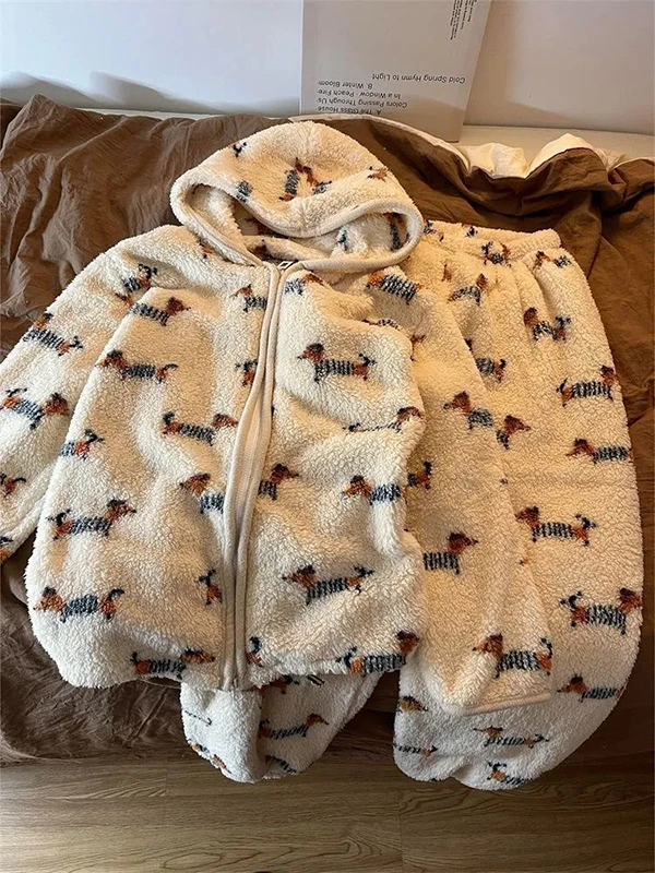 طقم بيجامات نسائي مقاس كبير من Thiened Coral Fce مع قبعة ملابس منزلية شتوية طقم مكون من قطعتين ملابس مريحة ودافئة