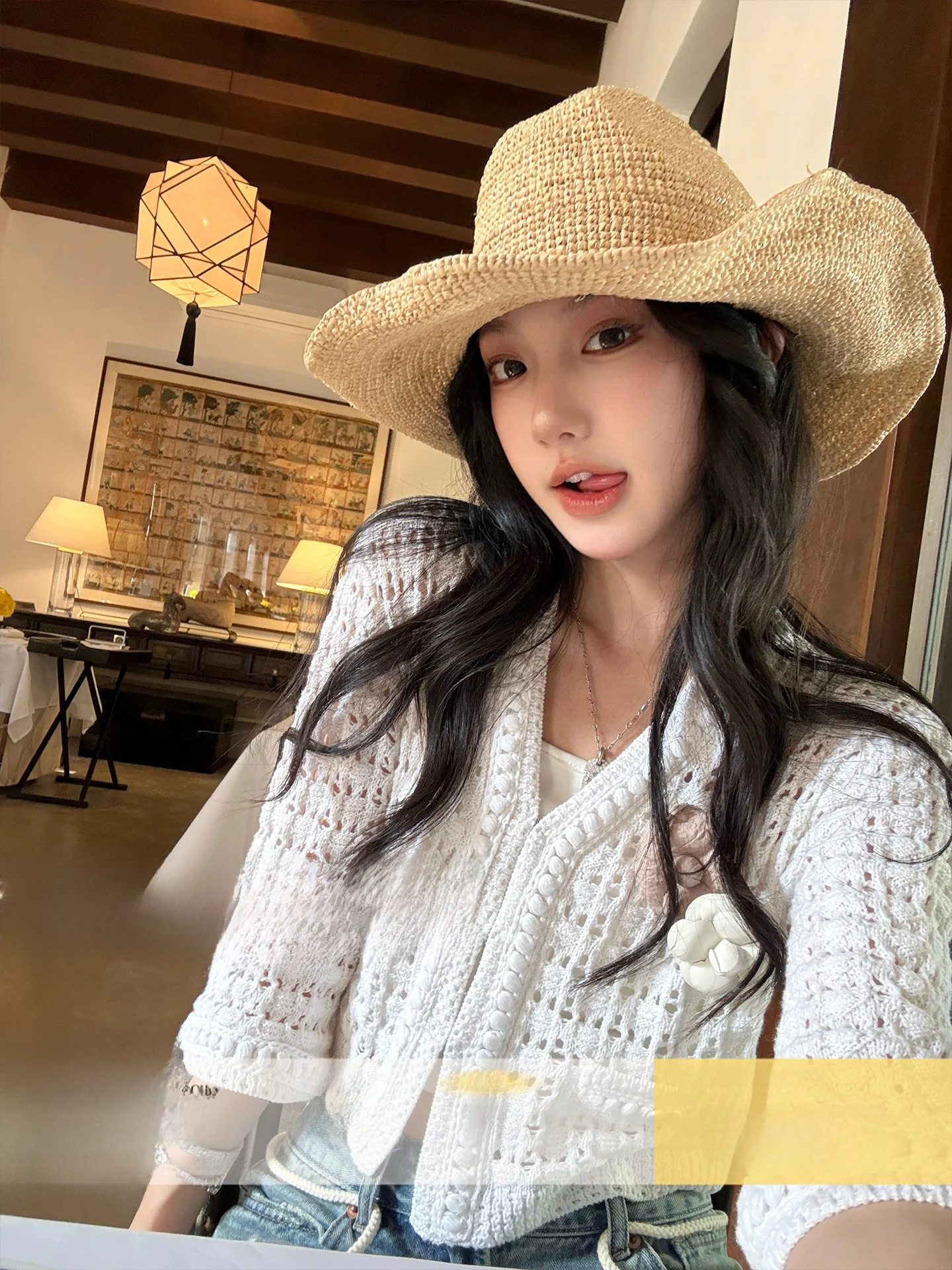 

Ouyang Scream Good Left Blank Camellia Silk Knitted Heavyweight Hollow out Texture Open Cardigan Casual Loose Fit Short Sleeve