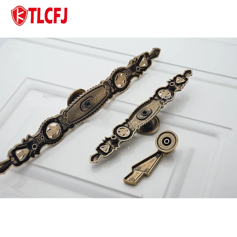 Ktlcfj Euro-style Antique Bronze Tone Cabinet Drawer handle Creative Design Vintage Furniture Wardrobe Cupboard Door Pull Handle