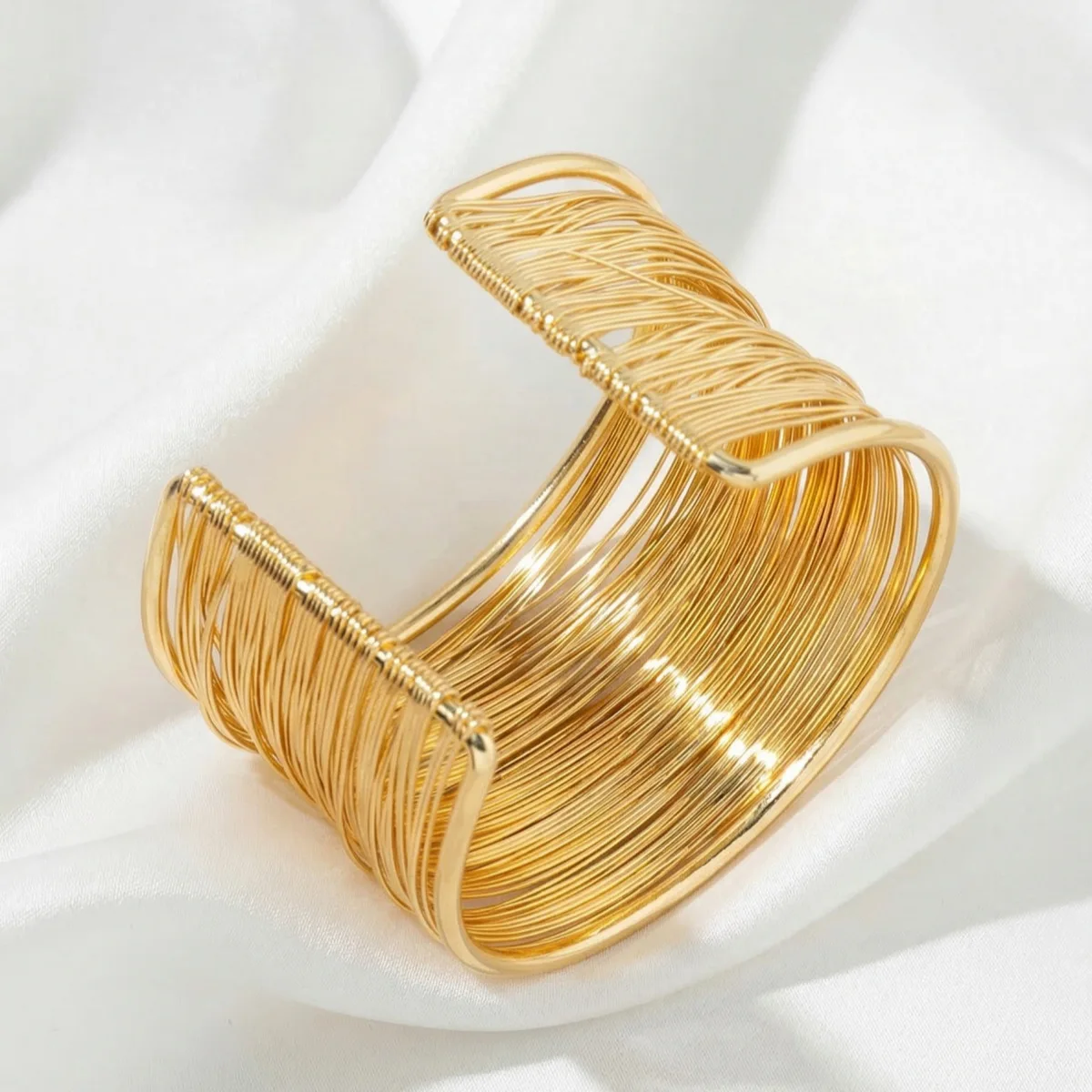 Exaggerated Punk Multilayer Metal Wires Strings Black Bracelets Bangles for Women Vintage Wide Open Cuff Bangle Jewelry