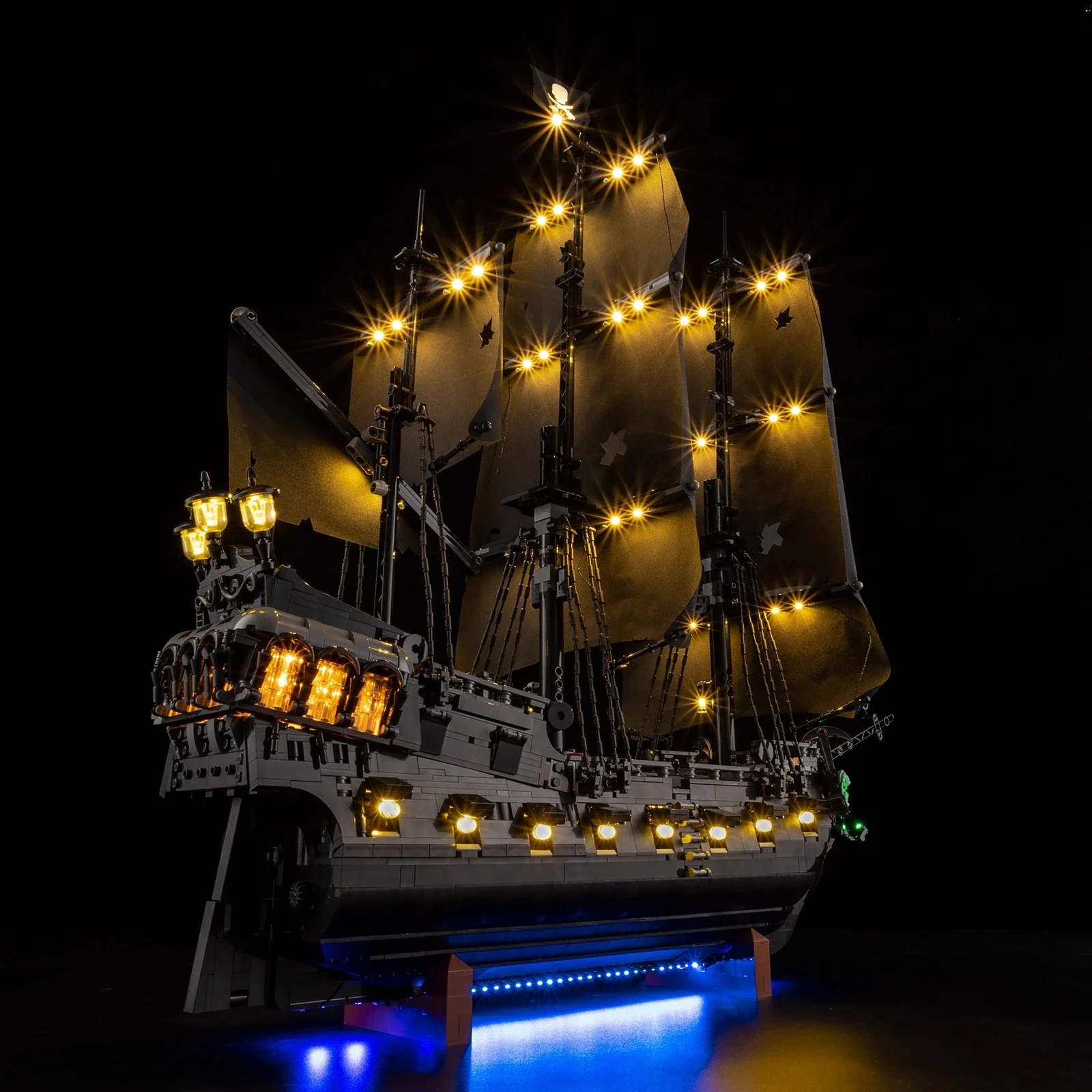 In Stock 2862PCS New Black Pirate Ship Building Blocks Set, Home Decor Ornament Model, Festival, Birthday & Christmas Gifts image 3