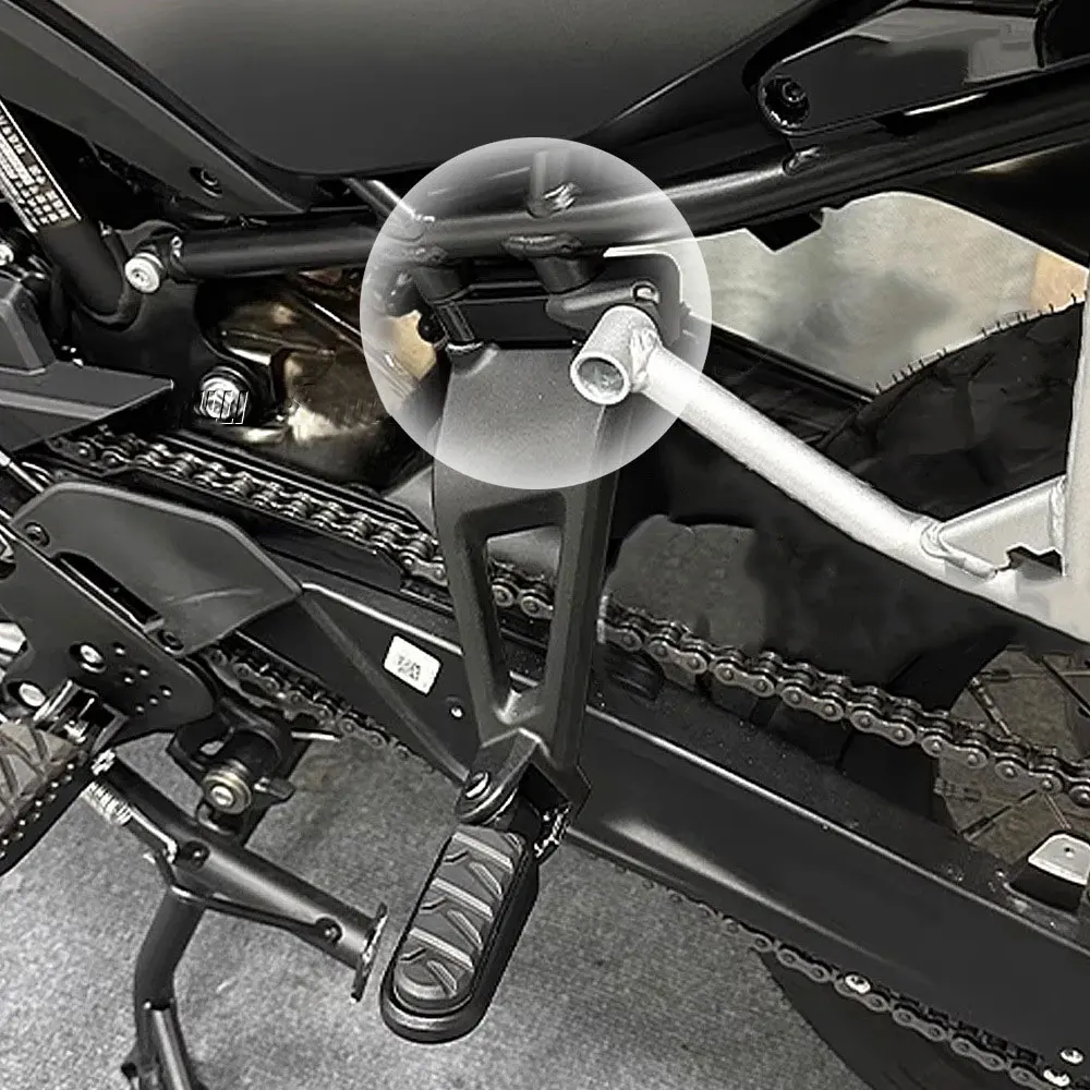 Motorcycle Pedal Lower Passenger's Rear Foot Accessories Pedal Bracket Aluminum Suitable For CFMOTO 800MT 2023-