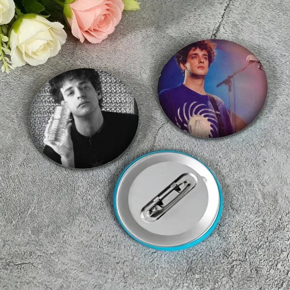 Gustavo Cerati Soda Stereo 25 32 44 58 75mm Badges Personalized Round Brooches Pins Accessory Gift