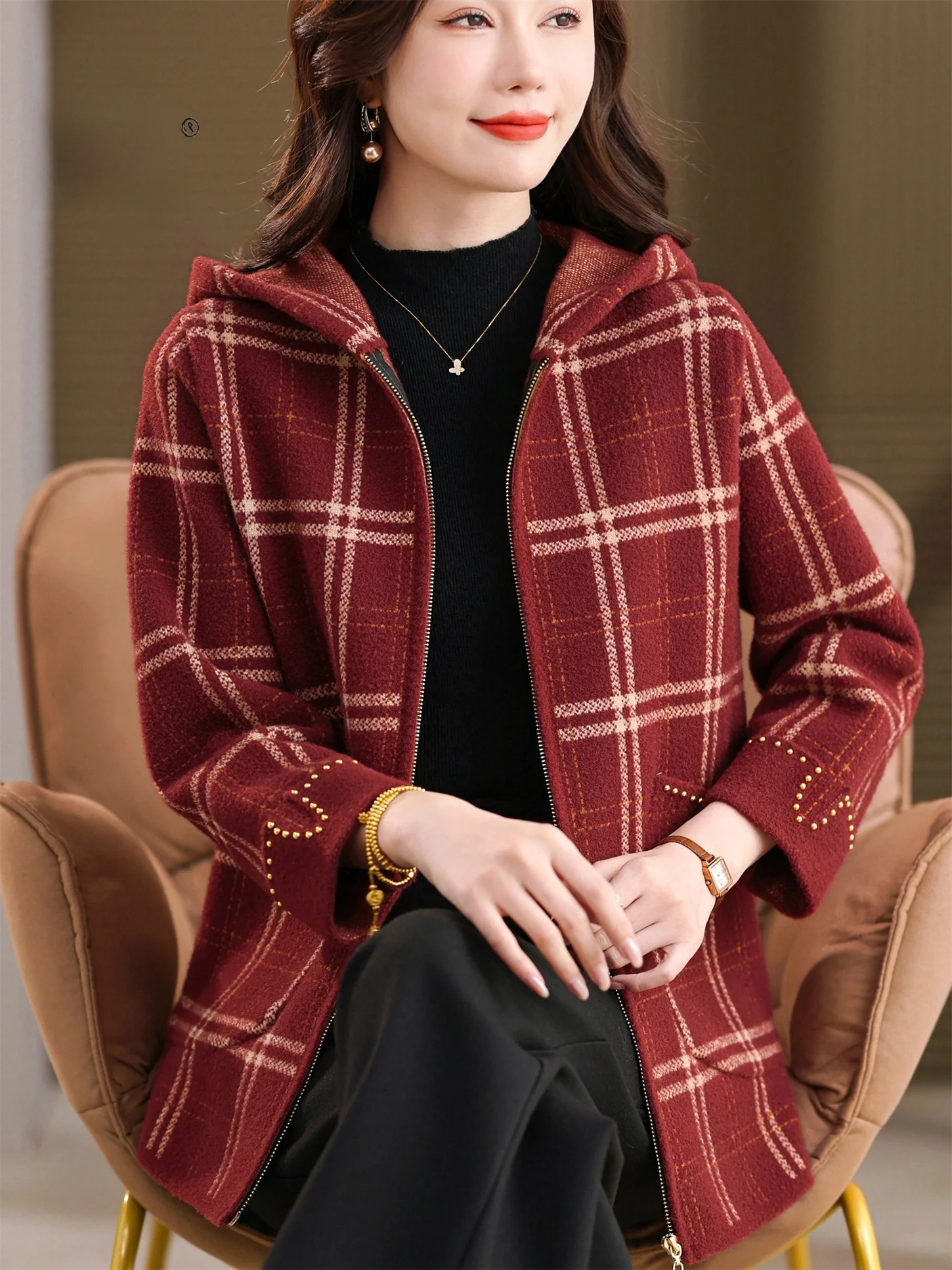 

Faionable Thiened Woolen Plaid Hooded Coat for Young Mothers Loose Fit Autumn Winter New Sle Warmth Comfortable Materni...