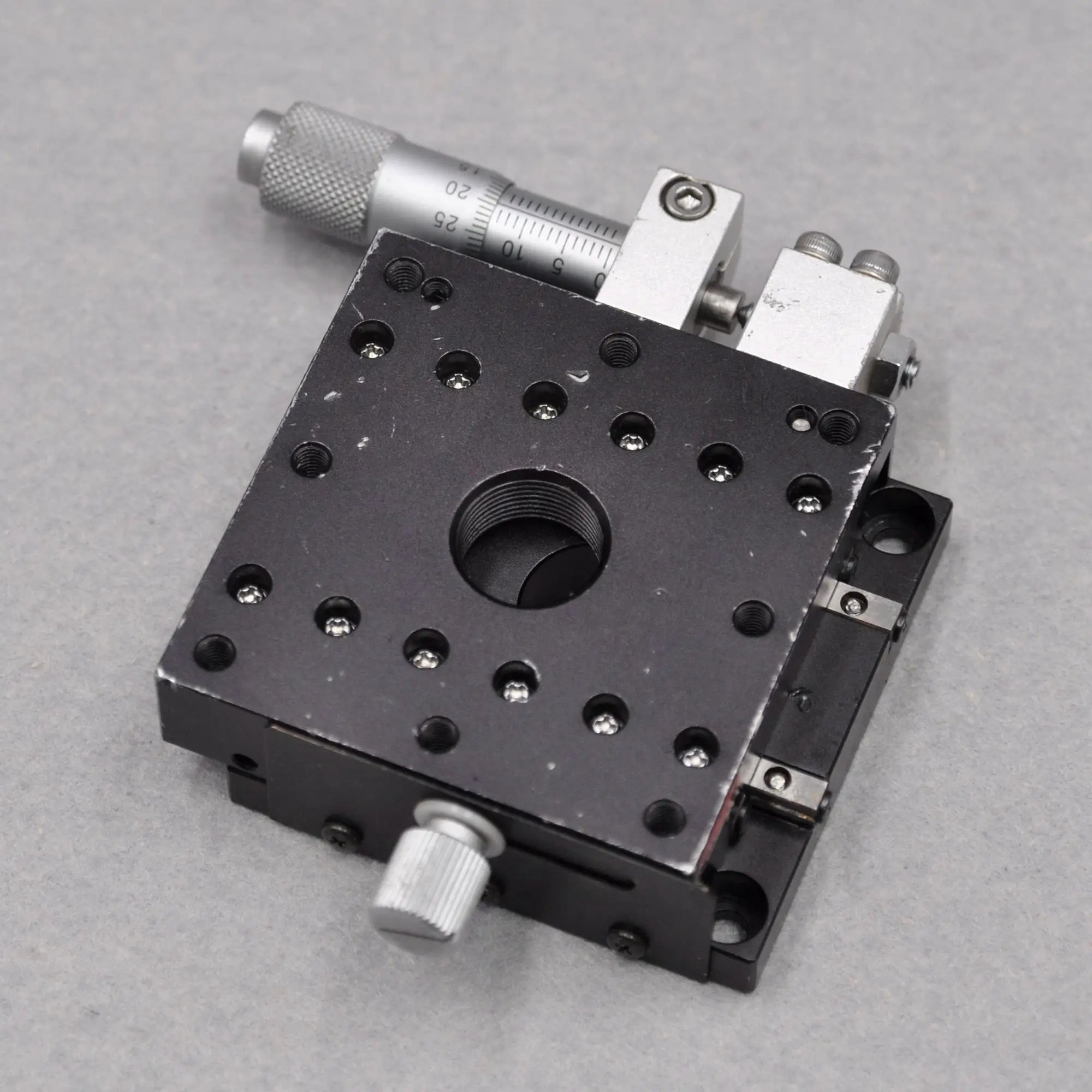 tam-601s-optical-x-axis-worktable-y-axis-manual-high-precision-fine-tuning-cross-rail-displacement-slide-used