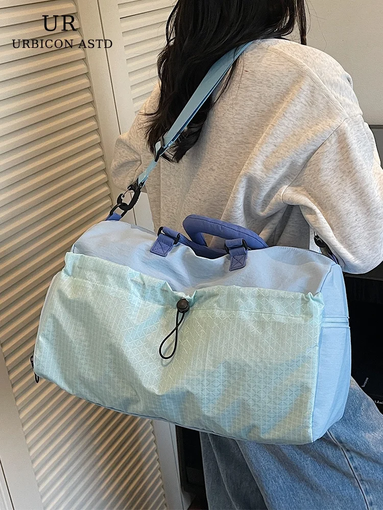 ladies-large-capacity-fitness-bag-handheld-travel-bag-wet-and-dry-separation-lightweight-briefcase-for-short-business-trips