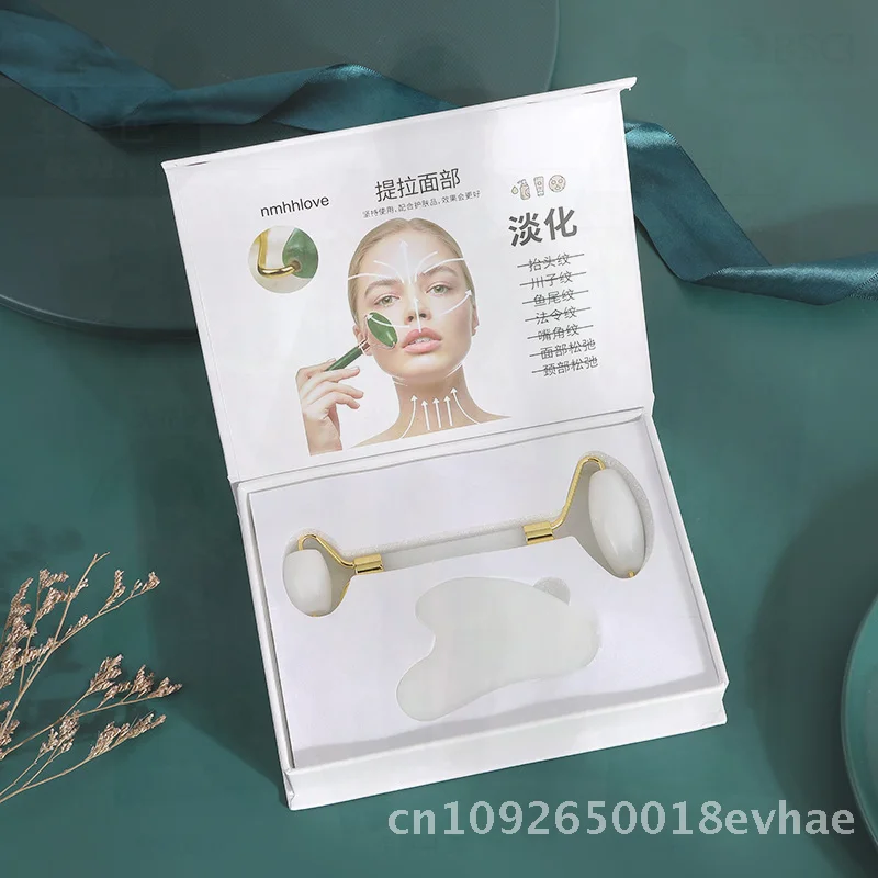 Ensemble de rouleaux de Jade pour Massage du visage, masseur de beauté manuel en métal avec boîte-cadeau, vert émeraude, noir cassé, rose, Transparent