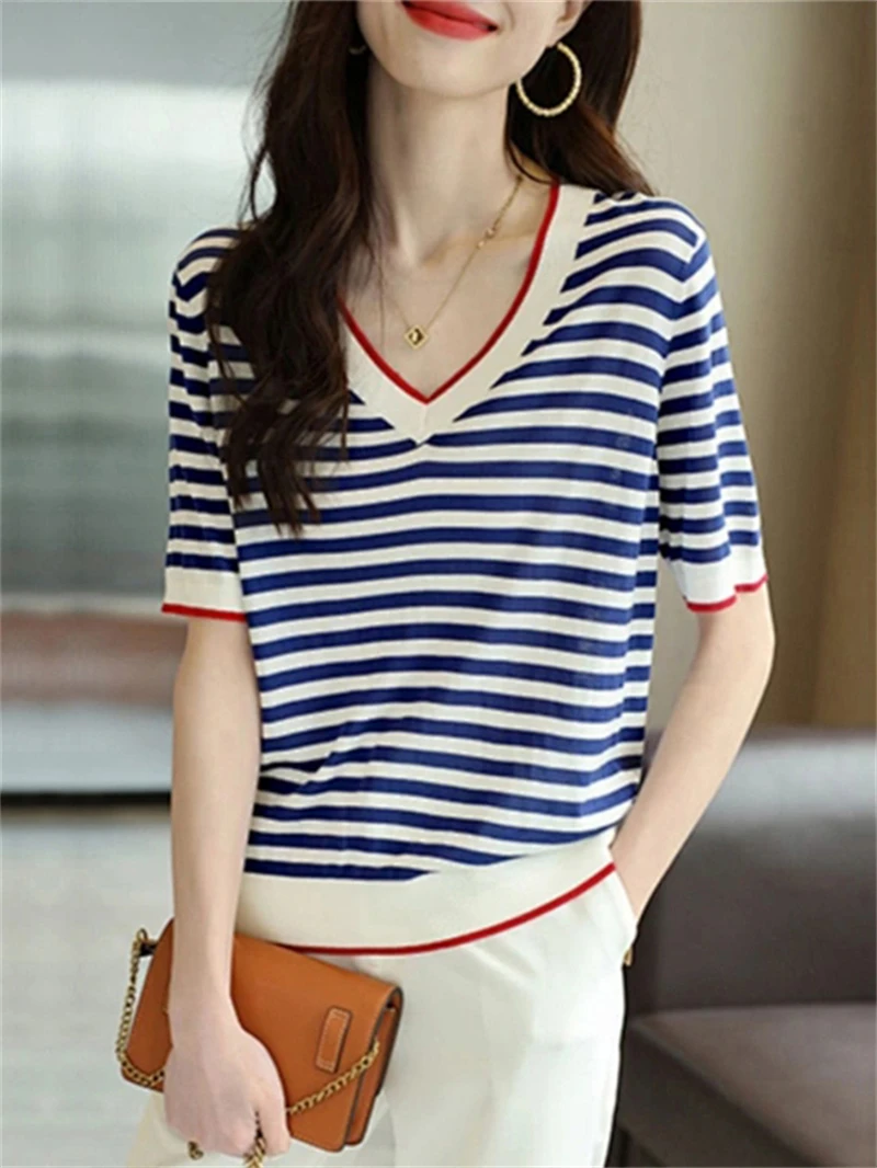 Summer New Contrast Stripe Short sleeved T-shirt Women\'s V-neck Knitwear Women\'s Top 7533