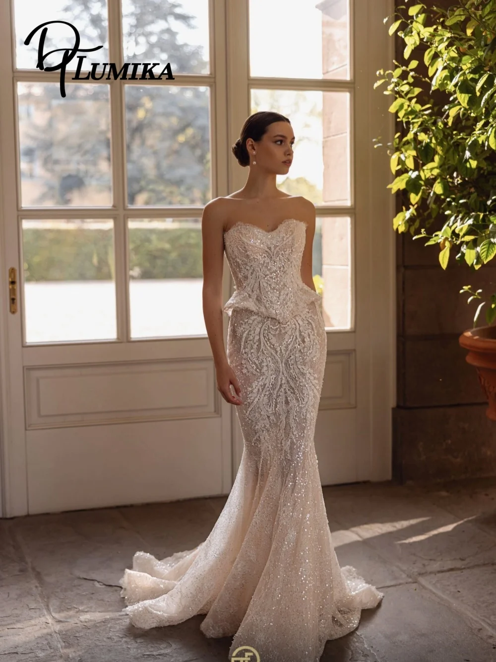 

Classic Sweetheart Wedding Dress Fashionable Sleeveless Bridal Gown Elegant Mermaid Applique Floor-Length Customized