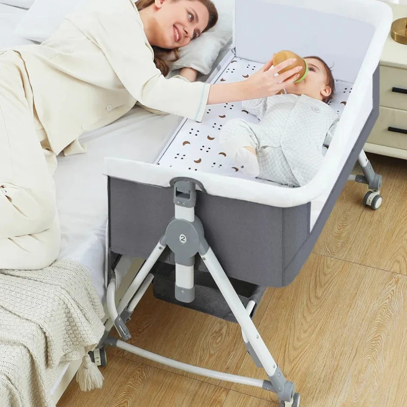 Foldable Baby Rocking Crib Movable Nursery Bed Adjustable Height Spliced Large Bed Multifunctional and Foldable