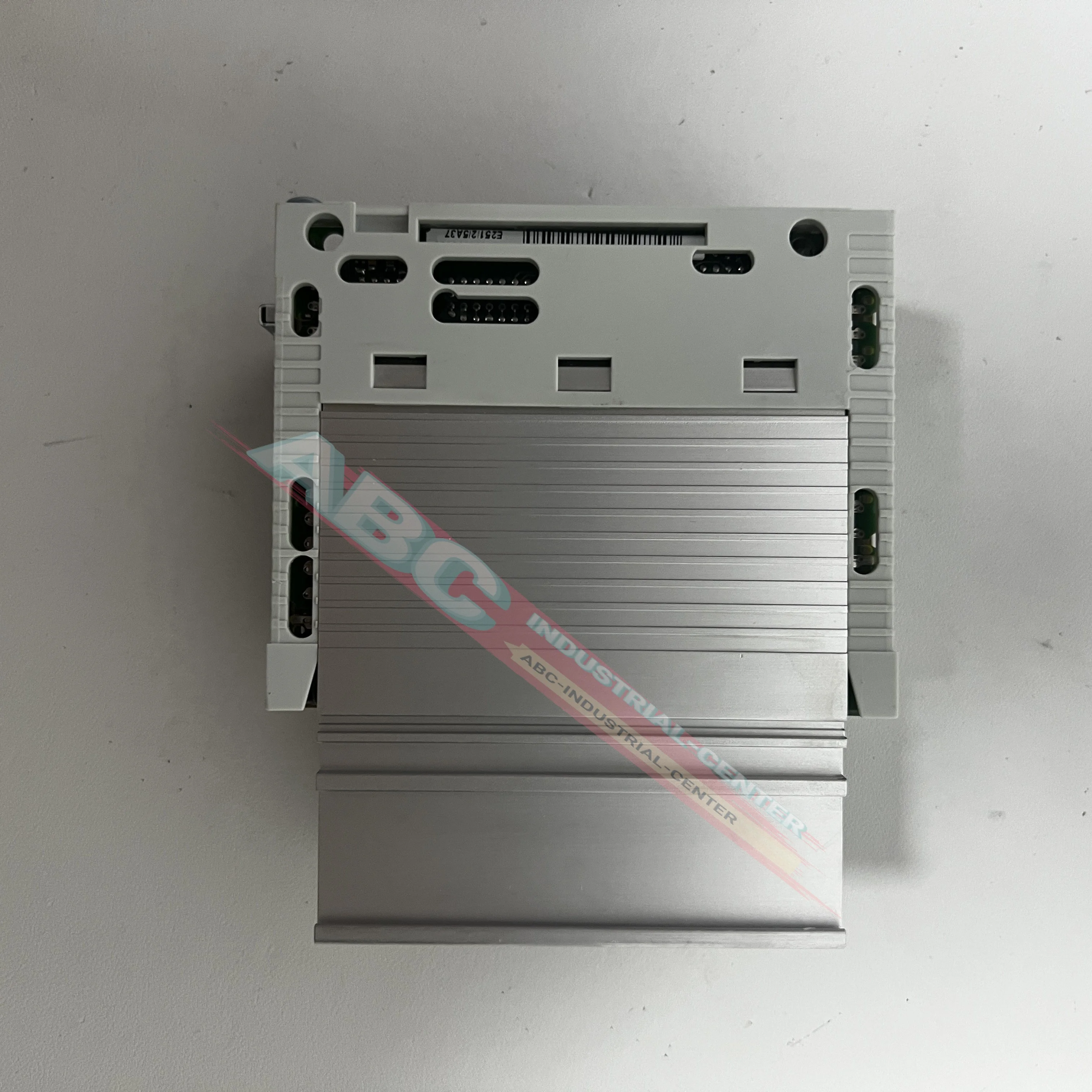 

E82EV251K2C новый, в заводской упаковке