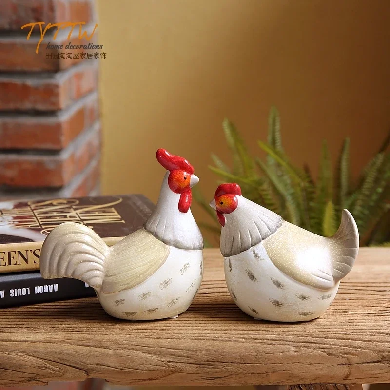 

2pcs Couple Chicken Ornaments Country Style Home Accessories Ceramic Cabinet Decoration Simulation Animal Yard Decoration