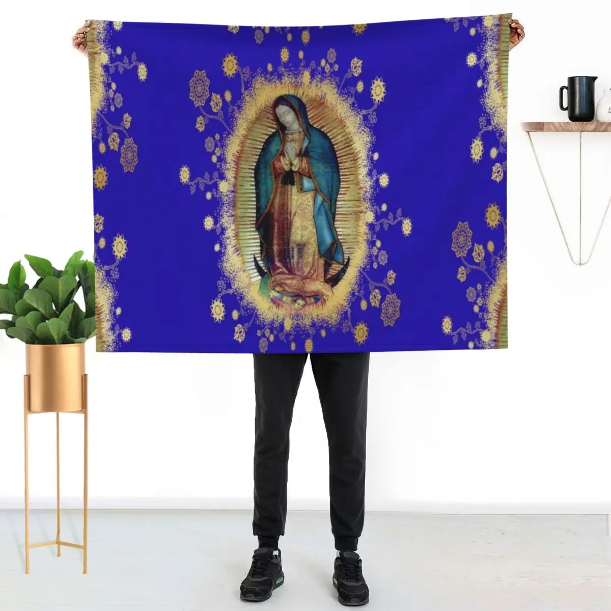 

Our Lady of Guadalupe Mexican Virgin Mary Mexico Tilma 20-103 Throw Blanket Faux Fur Soft Warm Blanket for Bed