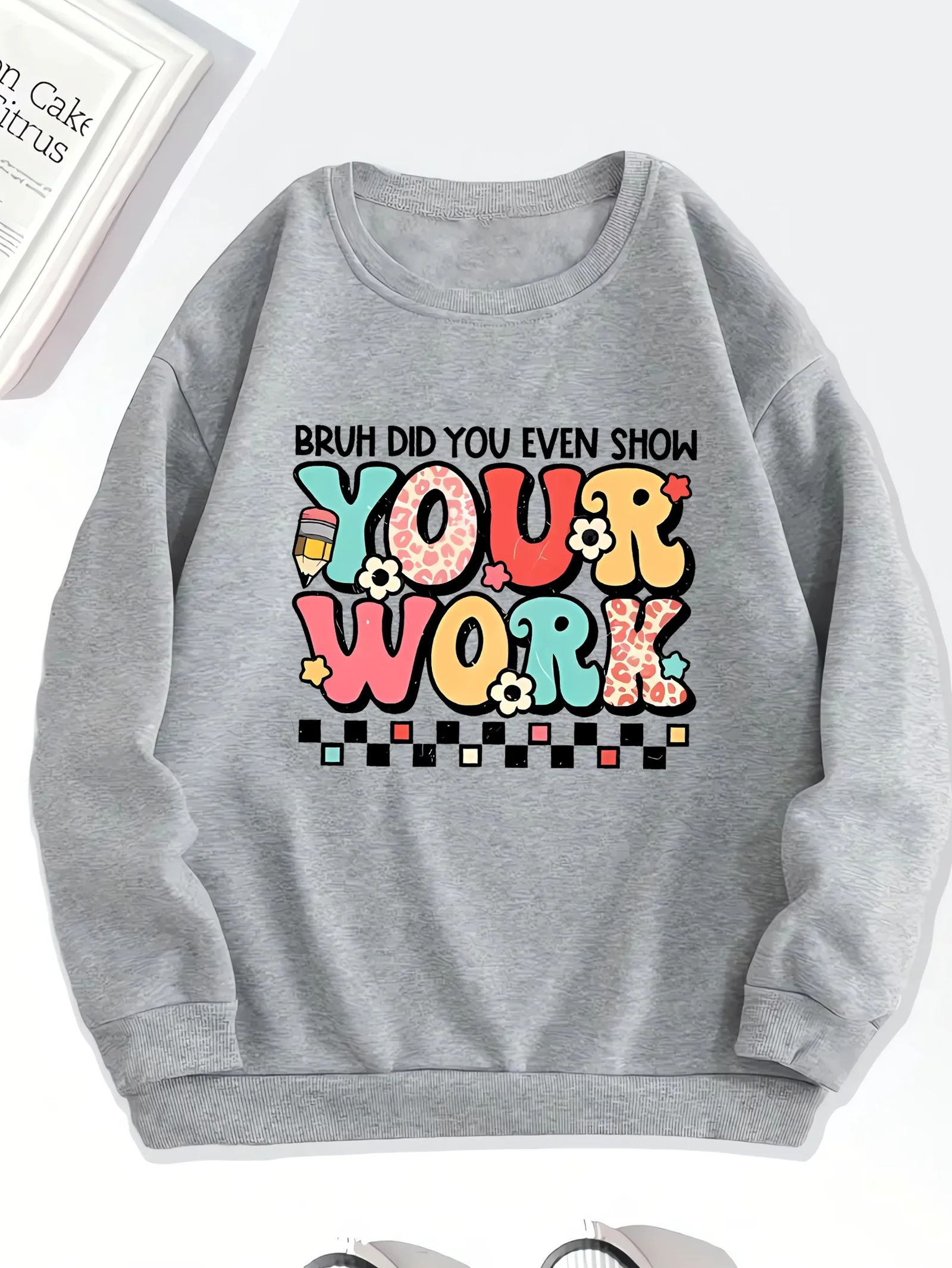 

Fashionable and trendy, women's round neck printed hoodie, women's autumn and winter casual clothing, loose and comfortable