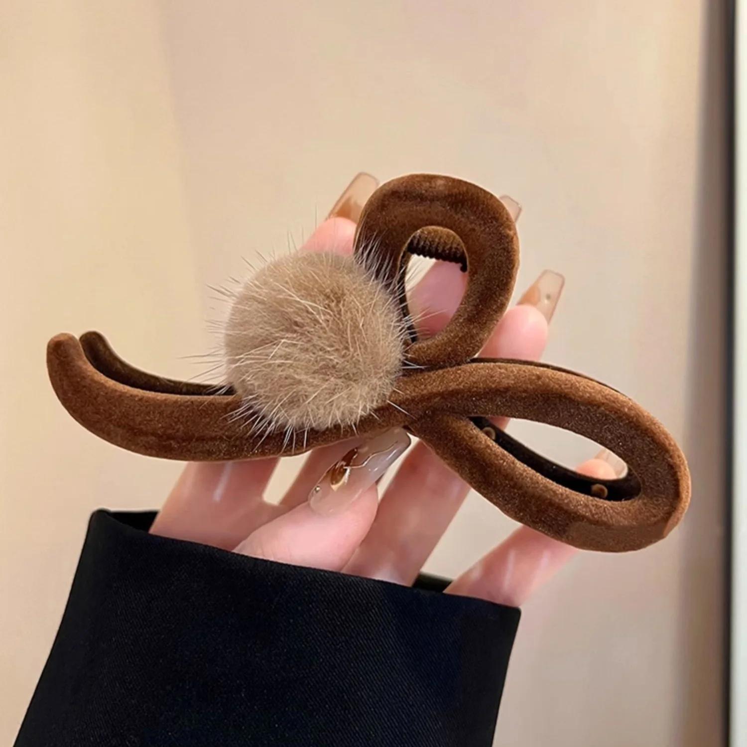 Samt Haar Ball Grabber Große Hai Clips Haarnadel frauen Französisch Elegante Haarnadel Koreanische Haar Zubehör Weibliche Kopfbedeckungen Geschenke