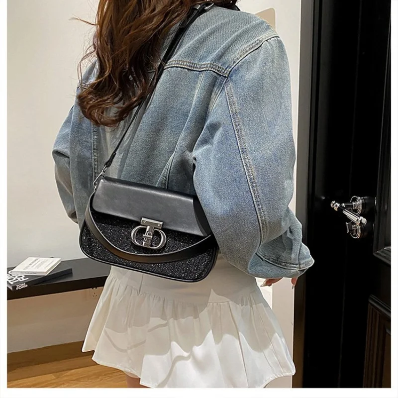 

Ladies Crossbody-Bag Made Of Sheepskin Leather Featuring Casual High-End Lightweight Soft Daily Refined Style​