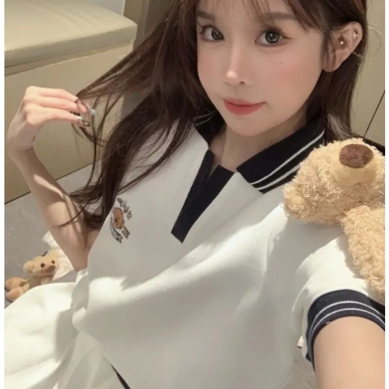 European Station in Red Fashion Suit Women Summer Gorgeous Three-dimensional Figure Short-sleeved T-shirt + Elastic Waist Skirt