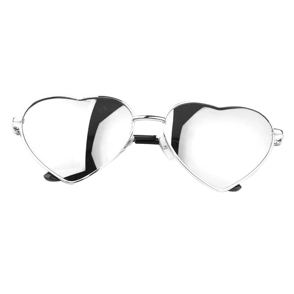 

Heart Shaped Gray Sunglasses Thin Metal Frame Lightweight Women Fashion Flat Protective Uv Sunglasses